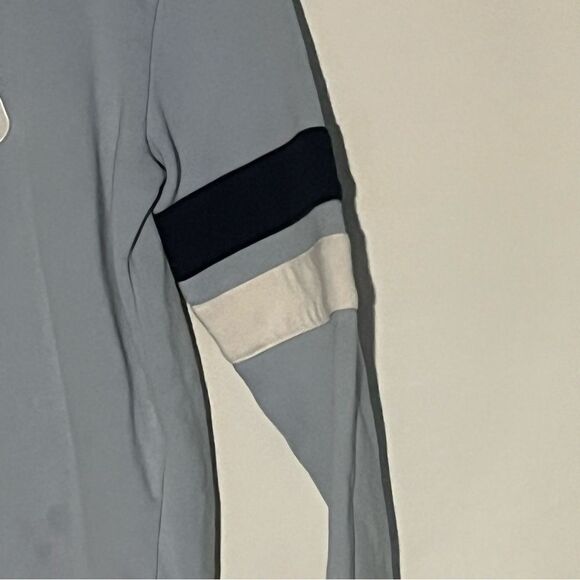 Women's Fila Blue Crewneck Logo Sweatshirt - Picture 4 of 7